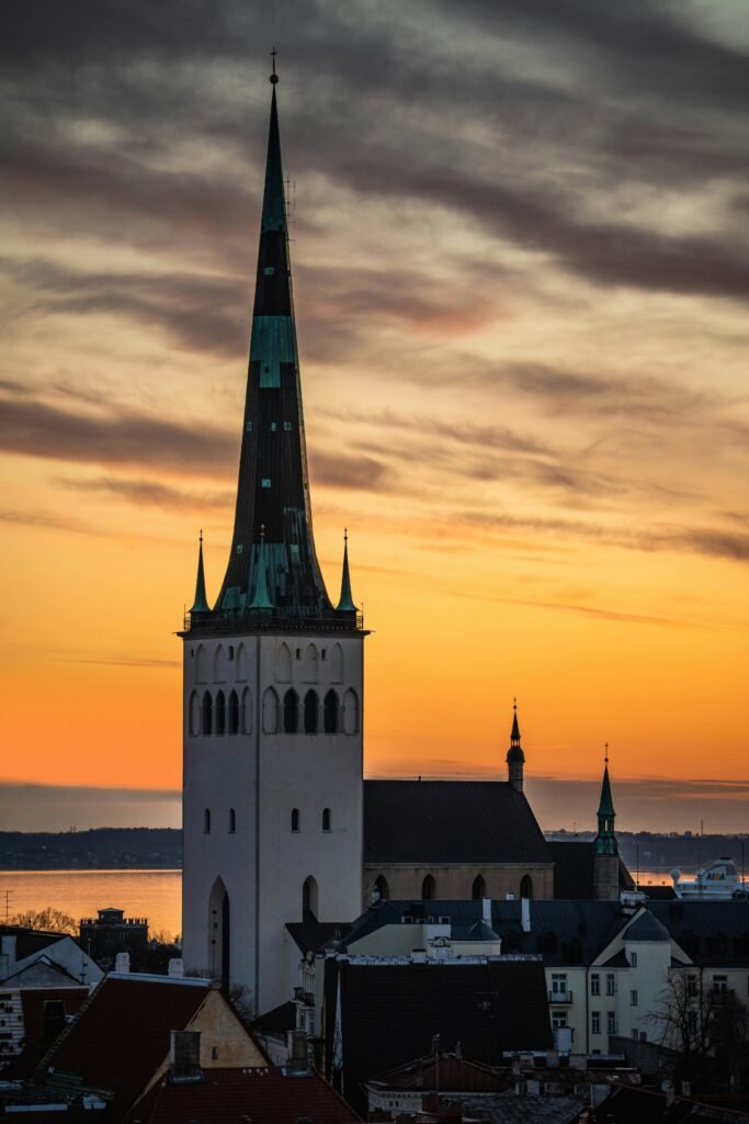 old-town -sunset- view -tallinn